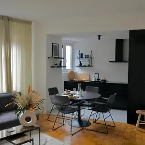 licht-en-luxueus-appartement-bij-het-zuid.hotelsghent.com/